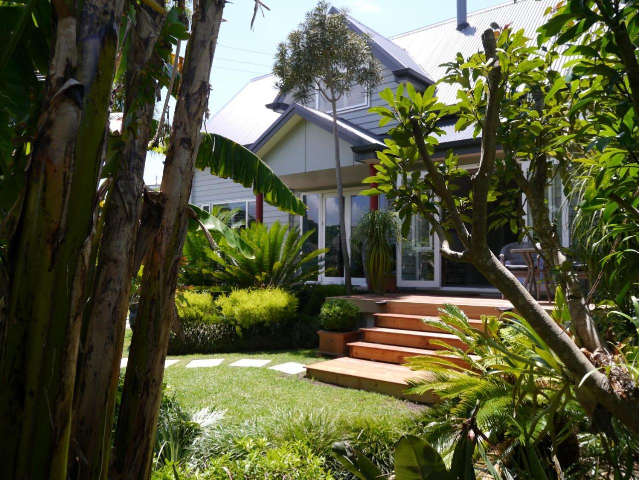 Kereru Cottage Russell - James Cook Apartment Eksteriør billede